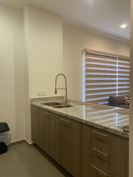 Condo In El Centro Near Malecon! Мазатлан Екстер'єр фото